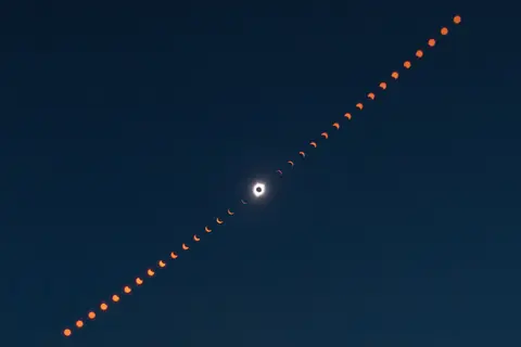 Totale Sonnenfinsternis mit Korona über Madras, Oregon, am 21. August 2017