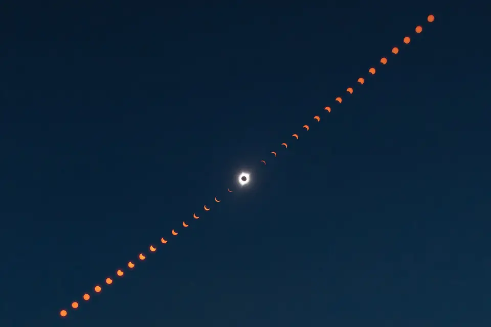 Totale Sonnenfinsternis mit Korona über Madras, Oregon, am 21. August 2017